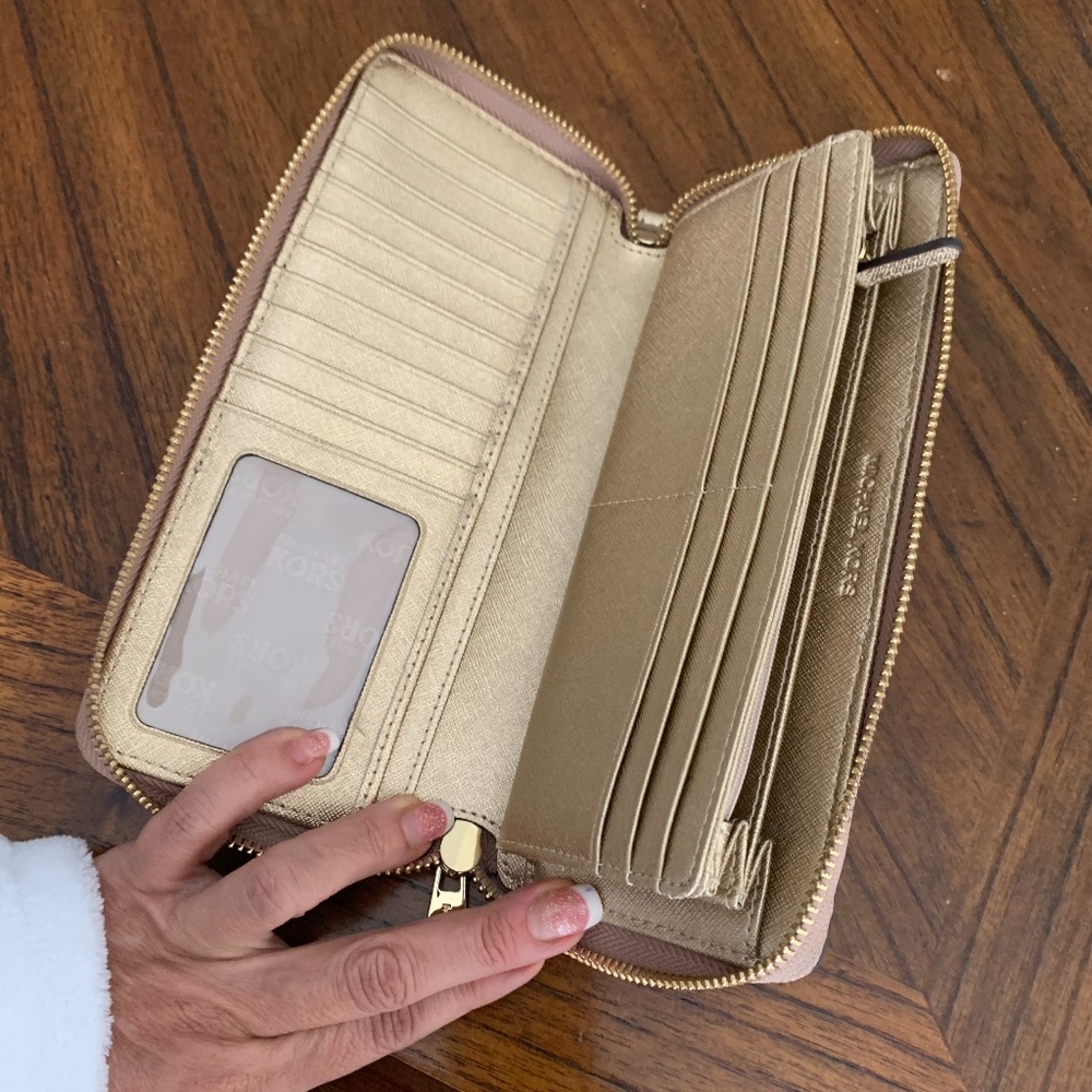 Michael Kors wallet